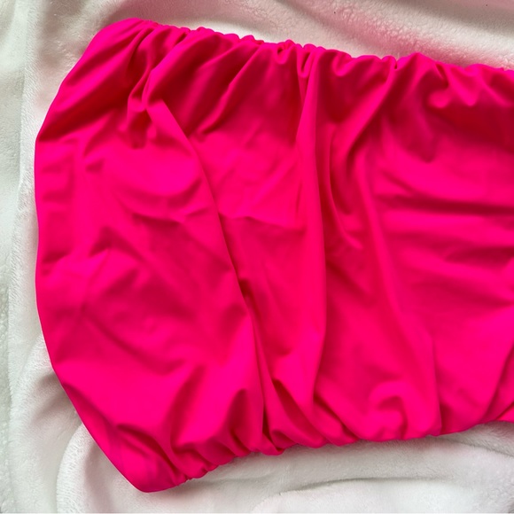 Good American hot pink scrunch maxi dress - Picture 5 of 7